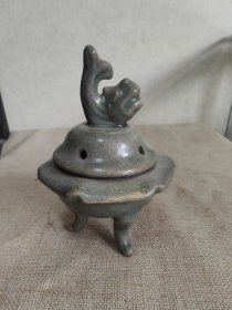龙泉窑熏香炉188元