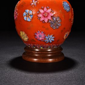 清乾隆矾红描金皮球花卉纹苹果尊2 高16厘米 宽13厘米