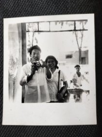 1980年代《老照片》都来，准备照相了