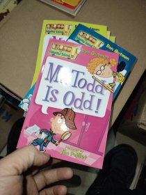 My Weird School #12: Ms. Todd Is Odd!疯狂学校#12：托德先生很奇怪！