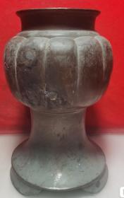 民国铜花瓶（重1800克左右）