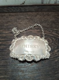 【西洋银器0012】老银器 英国产纯银威士忌酒牌 有英国银标 长6宽3.8厘米 重13.8克