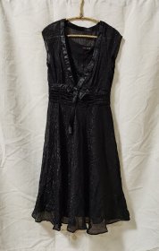 娅露韩派一族韩服（时尚连衣裙女装）黑色M160/84A，原价289元