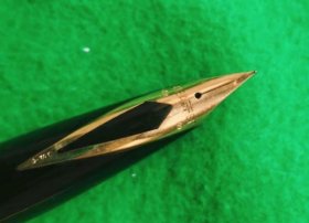 美产犀飞利帝国（SHEAFFER Imperial）黑色半钢14K F嵌入尖钢笔一支