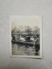 约五十年代游船照片