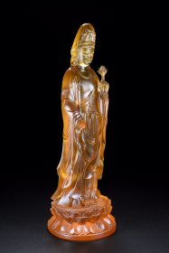 琉璃观音，高30厘米，宽10厘米，重4.2斤
