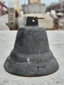济南城中村拆迁遇得老铜钟，全品