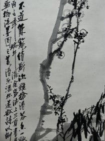 钝丁/精品梅竹图立轴，1996年作，纸本绫裱原装原裱，畫芯34×94厘米，整轴43×183厘米，漆木轴头，款印如图品相好。钝丁(1943年—2018年)名臧鹤龄，又名臧钦。祖籍河北易水，世居天津。少时从师“湖社”李鹤筹(枕湖)先生学习恽南田、新罗山人画法，后师从梁崎(漱湖)先生学习八大山人、石涛画法。并研读历代名家经典画论，乐在其中。其书法受教于龚望先生，研习两汉碑版，