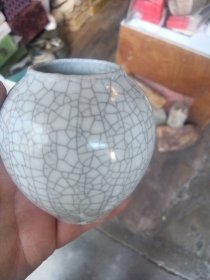 小瓷器。年代未知，保真瓷不包年代。