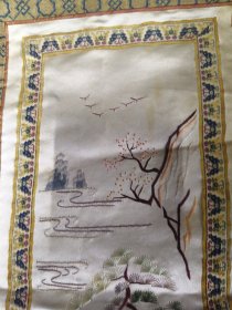 回流老绣品