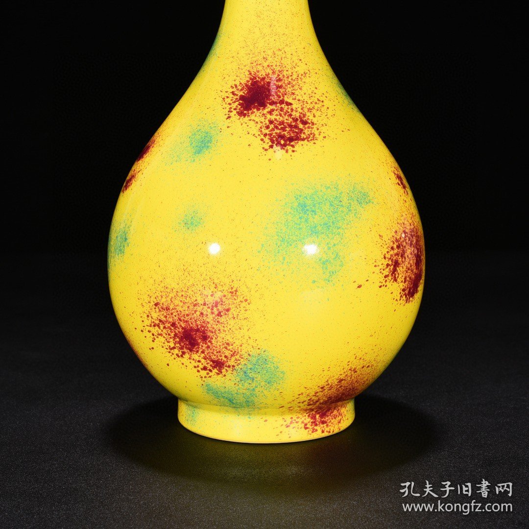点击查看原图 清雍正桃花洞釉玉壶春瓶 高21厘米 宽12.5厘米