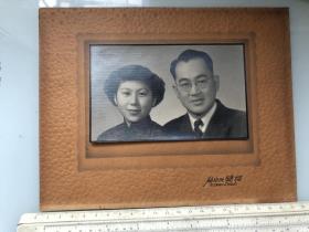 民国时期夫妻结婚照原版老照片带底板，梅兰照相馆
