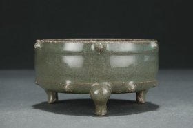 B121---宋官窑三足洗