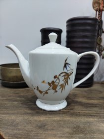 唐山五瓷雕金大茶壶