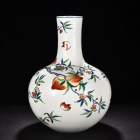 旧藏 清雍正斗彩五福捧寿福寿纹天球瓶 高52.5厘米 宽33厘米