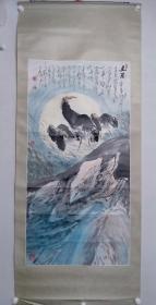 保真书画，韩雪璜（韩瑞）国画《幽居》一幅(日本展览原作)，尺寸:133*67.5韩雪璜，原名韩瑞,号撷古斋主等。1946年生于山西河曲县。中国现代重彩写意画风创始人。现为国家一级美术师，教授。山西画院特聘画师。