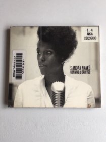 欧美版CD/Nkaké《NothingForGranted》Sandra Nkaké的演唱风格融合了摇滚的能量、流行的感觉、爵士的精神和不可抗拒的节奏，她的声音充满了自由的声音，仿佛在呼唤自由‌。 专辑中的音乐受到了20世纪60年代歌曲和cult电影配乐的影响，具有复古未来主义的氛围‌。
