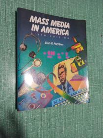 【外文原版】MASS MEDIA
IN AMERICA