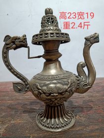 铜鎏银龙壶一个