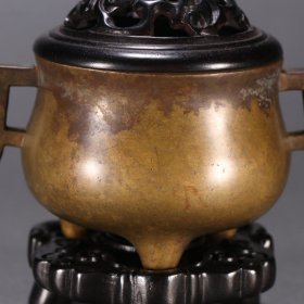 铜胎三足香薰炉