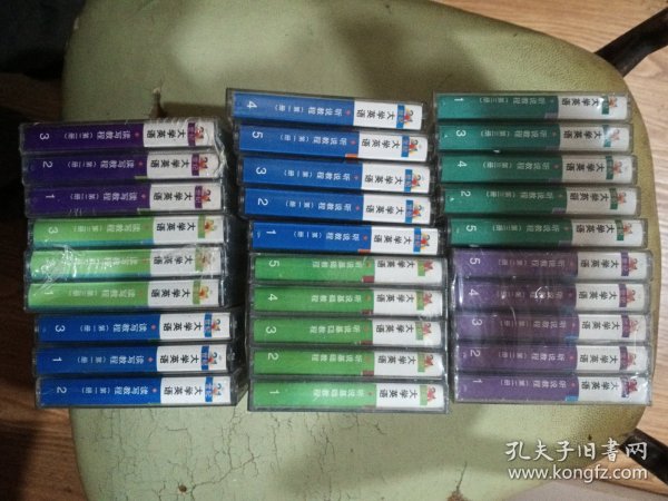 21世纪大学英语教程:听说基础教程1－5全未开封＋听说教程1 －3册（每册1－5全）＋读写教程1－3册（每册3盘全）〈共29盘）
