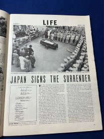 1945年9月美国生活杂志，封面人物为麦克阿瑟将军，主要内容详细报道日本在东京湾的美国战列舰密苏里号向同盟国投降的签降仪式专题报道及二战投降仪式，原子弹爆破的日本境况