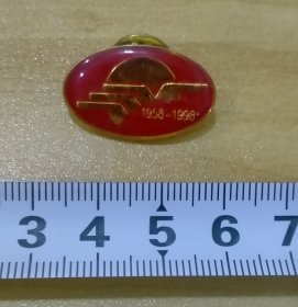 校徽—— 天津轻工业学院 四十周年校庆纪念