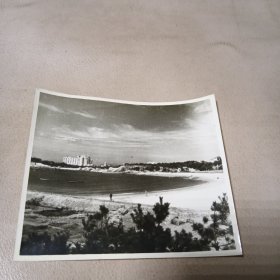 青岛第二高级海水浴场外景1974.8.4.