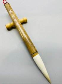 腾蛟起凤 上海堂监制善琏湖笔 出锋8.0cm，口径2.0cm