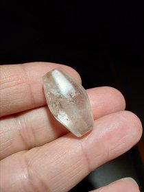 1051 辽金瓜棱水晶珠子 直径14毫米 对孔24毫米 完美品