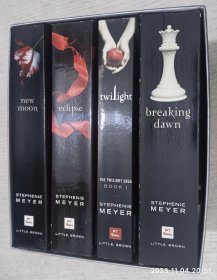 The Twilight Saga Collection(STEPHENIE MEYER 全四册带原装盒 暮光之城 英文版)