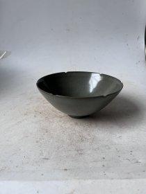 官窑瓷器碗 口径14cm 高度6.3cm