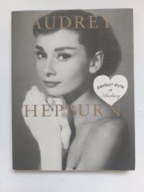 Audrey Hepburn perfect style of Audrey奥黛丽赫本写真集