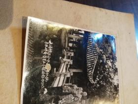 1953年  上海总工会休养所第十八批来杭休养员第五小组留念  老照片   西湖流芳照相