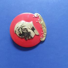 毛主席像章,背面,旭日东升