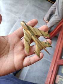 建国初铜制歼五飞机铜制模型，全长10.5宽7，铝的很常见，铜的罕见！工艺精美