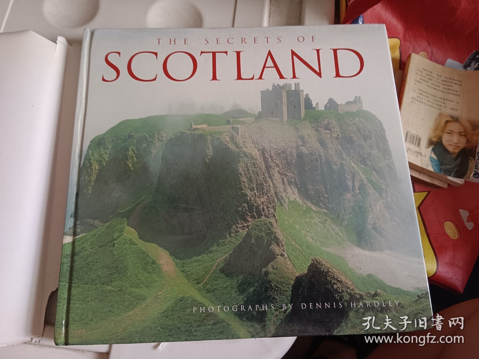 THE SECRE T S OF SCOTLAND BY 的秘密苏格兰由