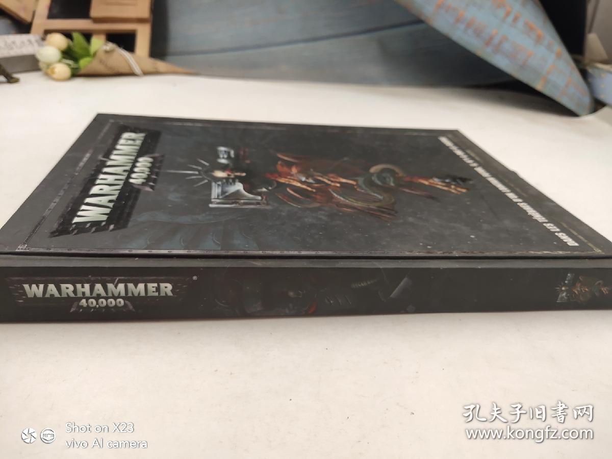 WARHAMMER  DANS LES TENÈBRES D'UN LOINTAIN FUTUR, IL N'Y A QUE LA GUERRE法语