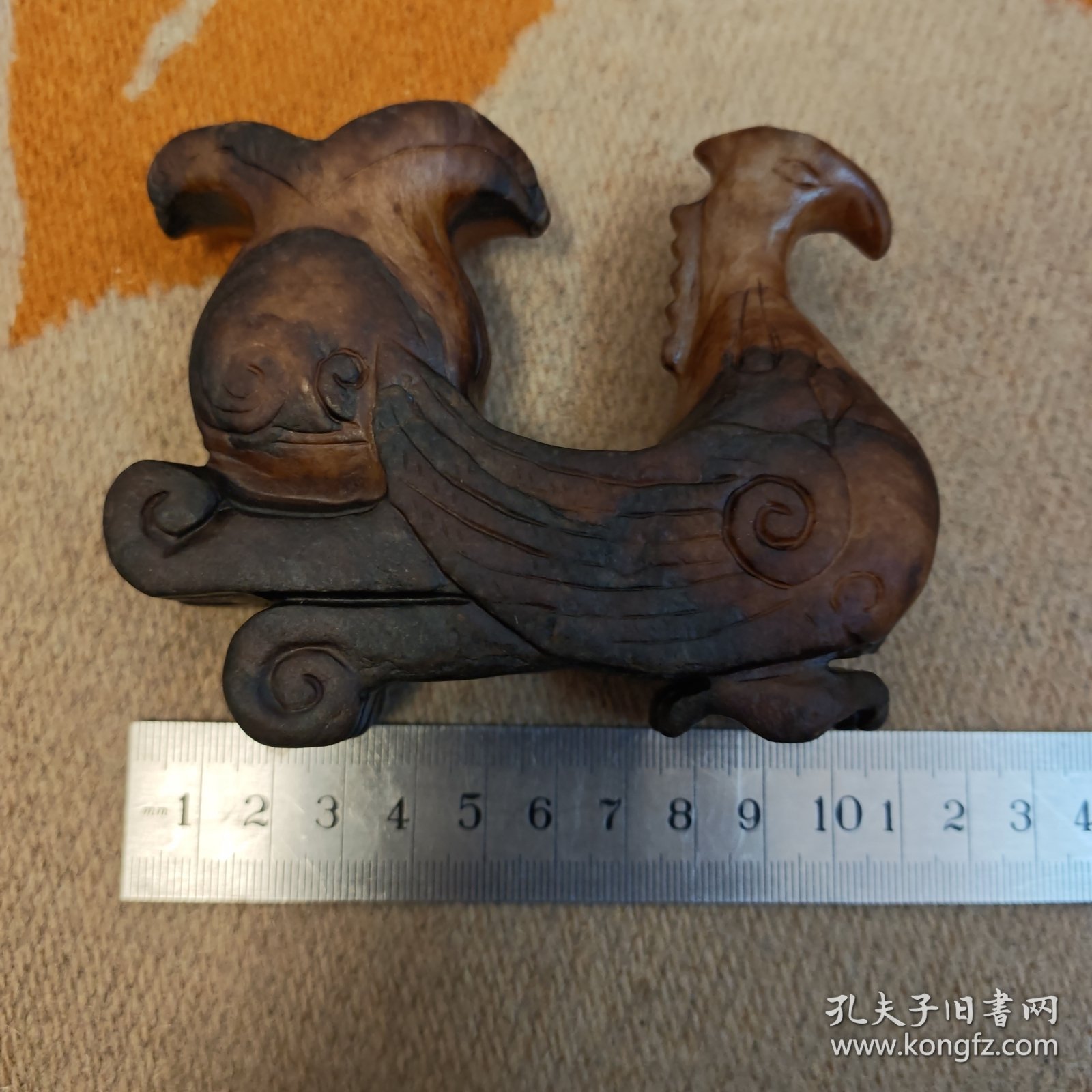 老玉摆件一个重392克放漏出