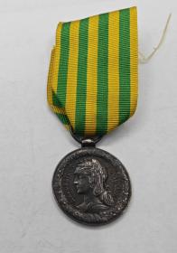 法国1885年 中法战争奖章 银质 七地名海军版
