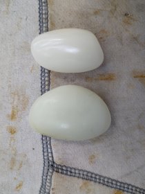 一对和田玉仔料