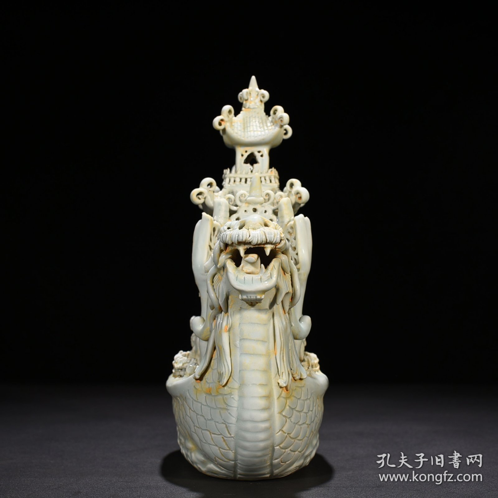 宋湖田窑影青釉八仙人物纹龙船 26*26厘米