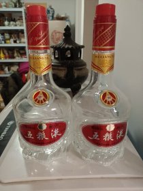 酒瓶 五粮液酒瓶子 两个