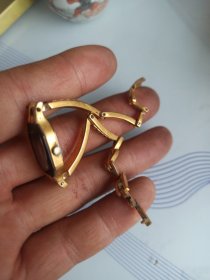旧手表，女士手表。蓝宝鎏金。品牌看不懂。