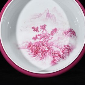 清雍正粉彩胭脂红山水纹洗， 高7厘米 直径24厘米.