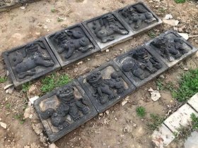 老砖雕狮子4对，高浮雕，雕工精细，造型独特，寓意好。尺寸如图