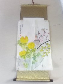 就喜欢画师的精品菊花，太高雅了！仅售画心/边有裂，，自鉴下乡高价收到老国画心约90+50厘米