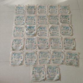 扶余市食品厂生产雪人雪糕冰棍的包装纸冰棍纸27张( 蜡纸，电话2140 )
