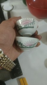 记得初期醴陵釉下彩“红太阳”酒杯一对