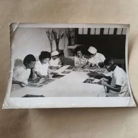 新华社记者卢鸣社1960年八月上海丽园路中心托儿所【23】
